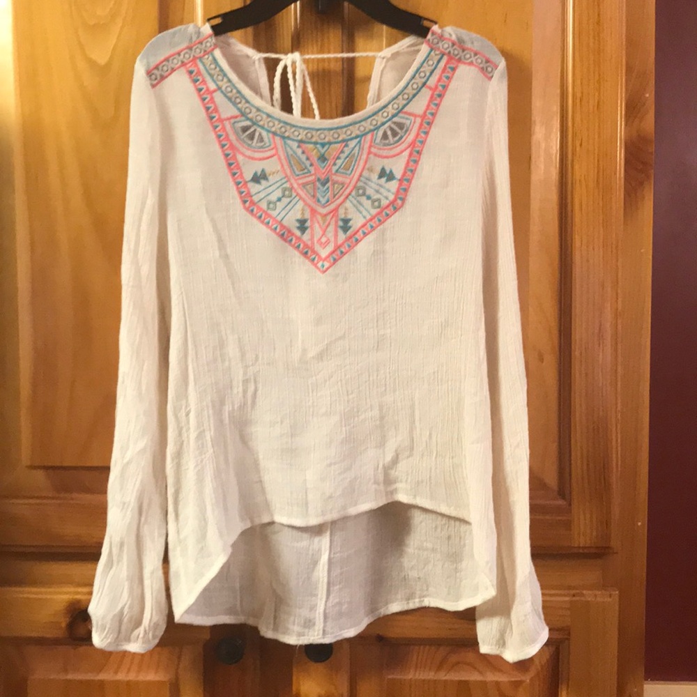 Lightweight Long sleeve top, size small